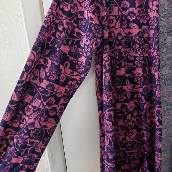 NWT Lularoe Sarah - Picture 2 of 6